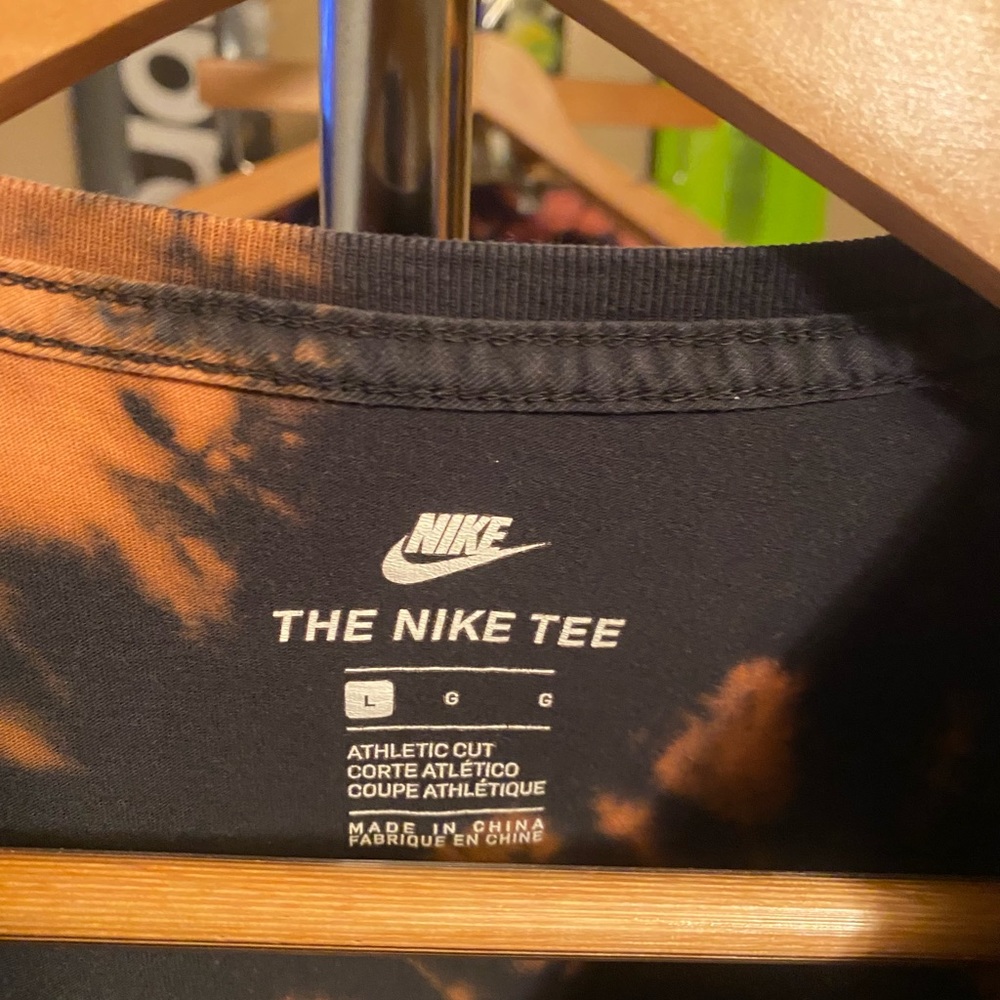 Nike Paris Eiffel Tower Custom Out Of One Reverse… - image 3